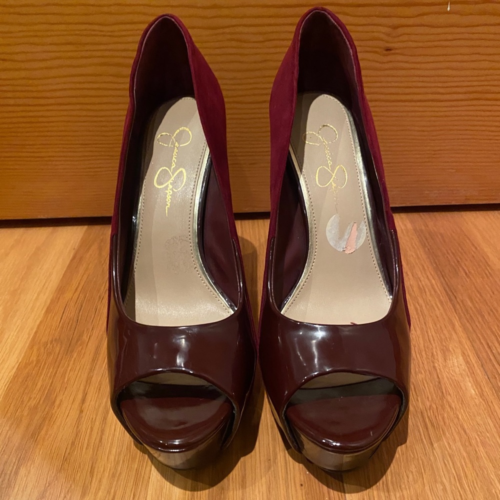 Jessica Simpson Faux Patent Leather/Suede Pumps